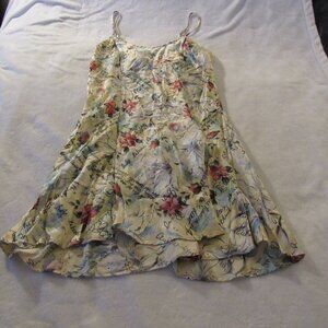 Victoria's Secret Floral Nightgown Size Large  Gold Label
